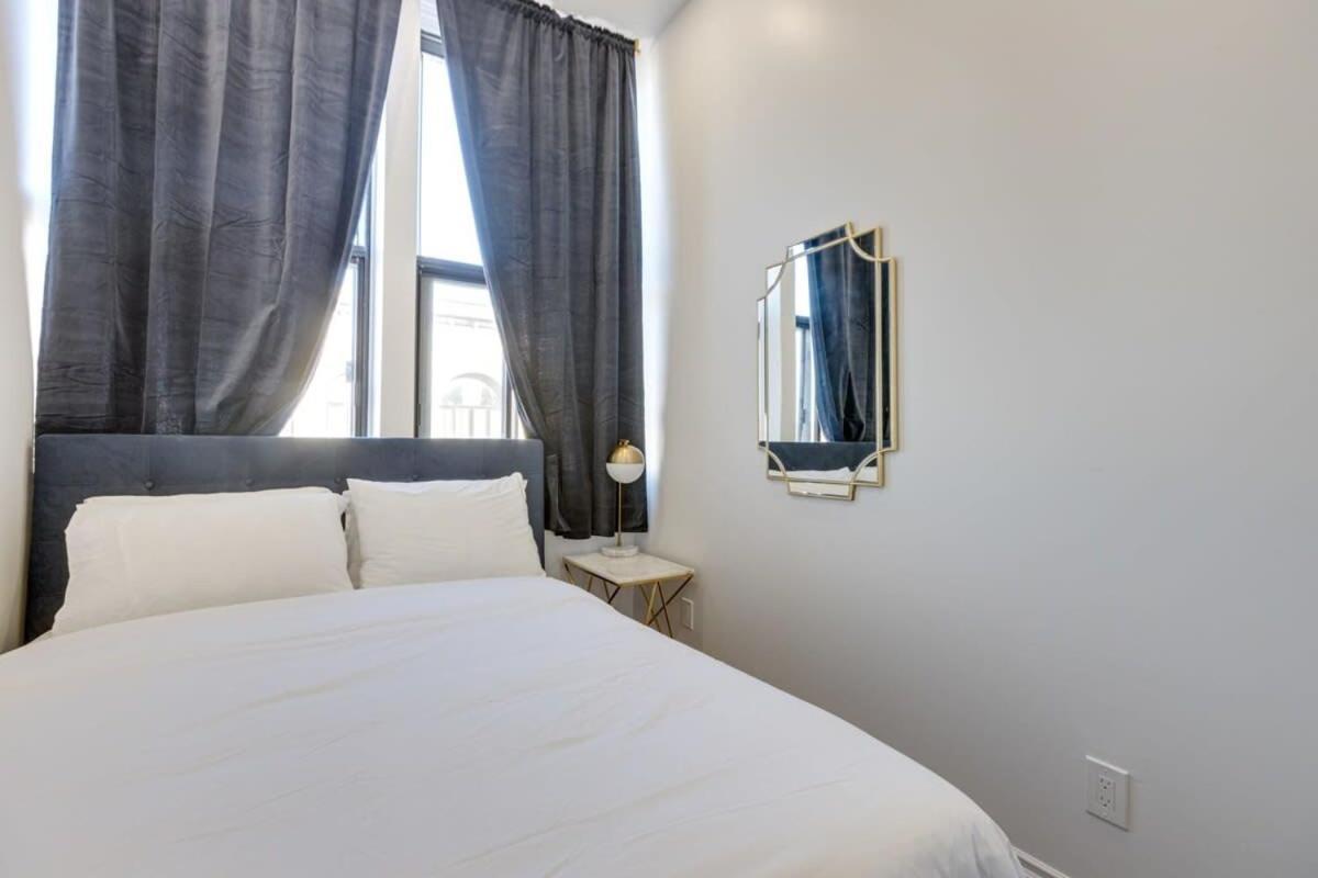 M11 Gorgeous 3Br Wkingbed Perfect Location Apartment มอนทรีอัล ภายนอก รูปภาพ