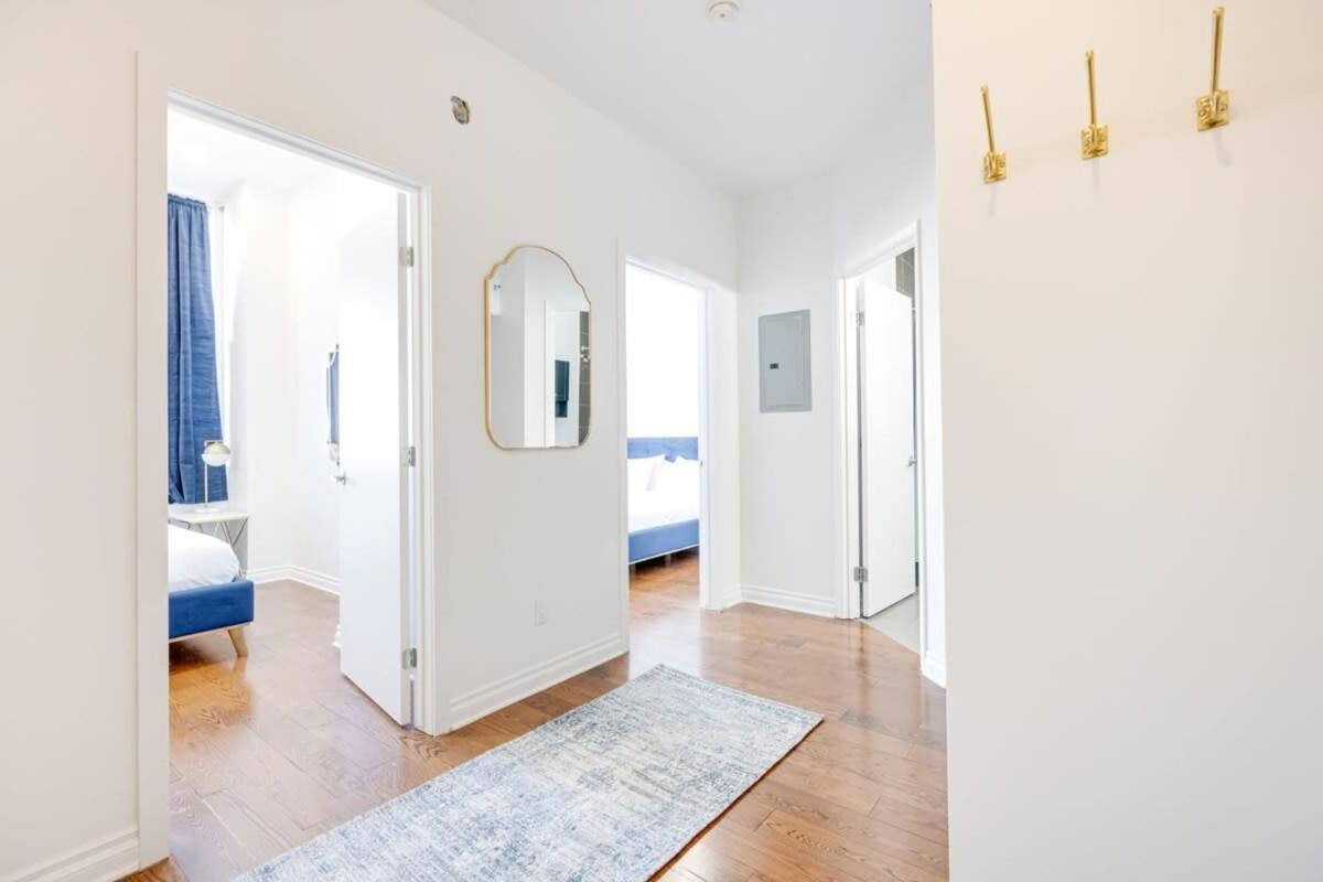 M11 Gorgeous 3Br Wkingbed Perfect Location Apartment มอนทรีอัล ภายนอก รูปภาพ