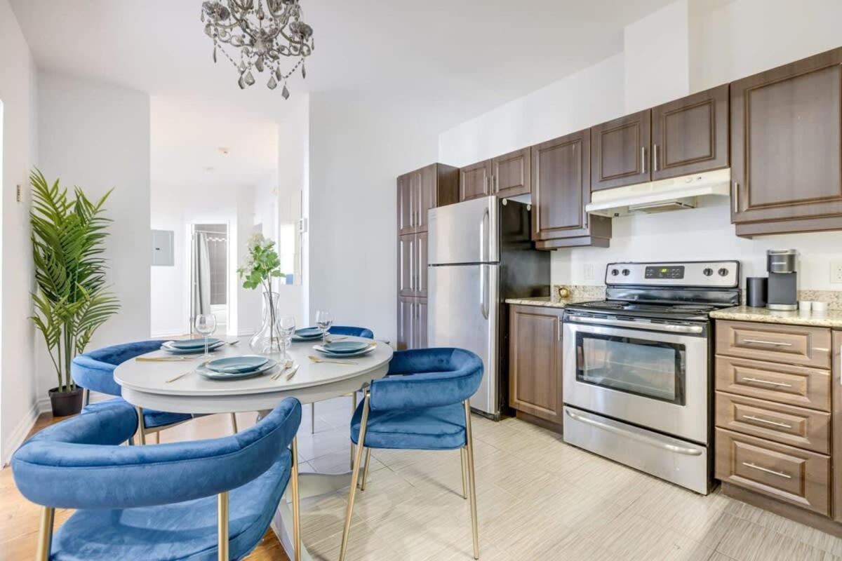 M11 Gorgeous 3Br Wkingbed Perfect Location Apartment มอนทรีอัล ภายนอก รูปภาพ